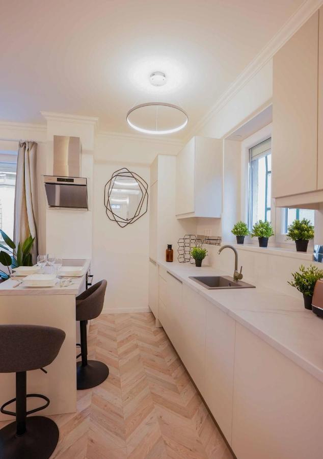 בודפשט Corvin Avenue Premium Central Apartment מראה חיצוני תמונה