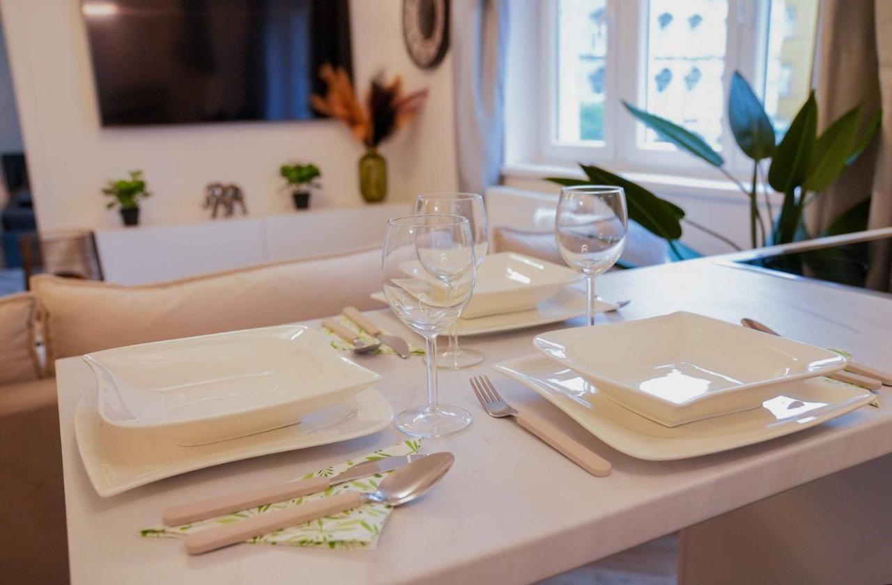 בודפשט Corvin Avenue Premium Central Apartment מראה חיצוני תמונה