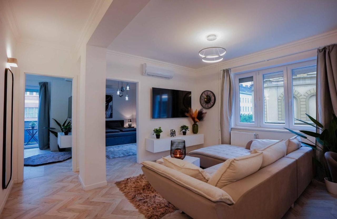 בודפשט Corvin Avenue Premium Central Apartment מראה חיצוני תמונה
